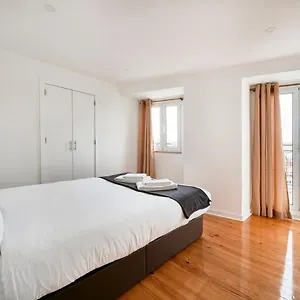  Apartamento Cozy Flat In Santa Apolonia